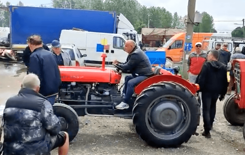 Fotografija uz vest: TRADICIONALNI SAJAM U SMEDEREVSKOJ PALANCI: Susret poljoprivrednika, prodavaca i kupaca iz cele Srbije